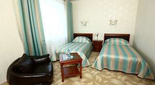 Гостиница Ваш Отель Южноуральск Стандартный двухместный номер с 2 отдельными кроватями-3